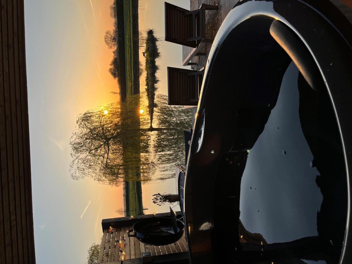 New Farm Cheshire Holidays Уинсфорд Экстерьер фото