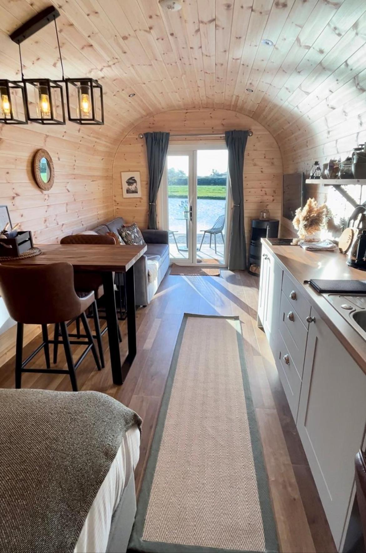 New Farm Cheshire Holidays Уинсфорд Экстерьер фото