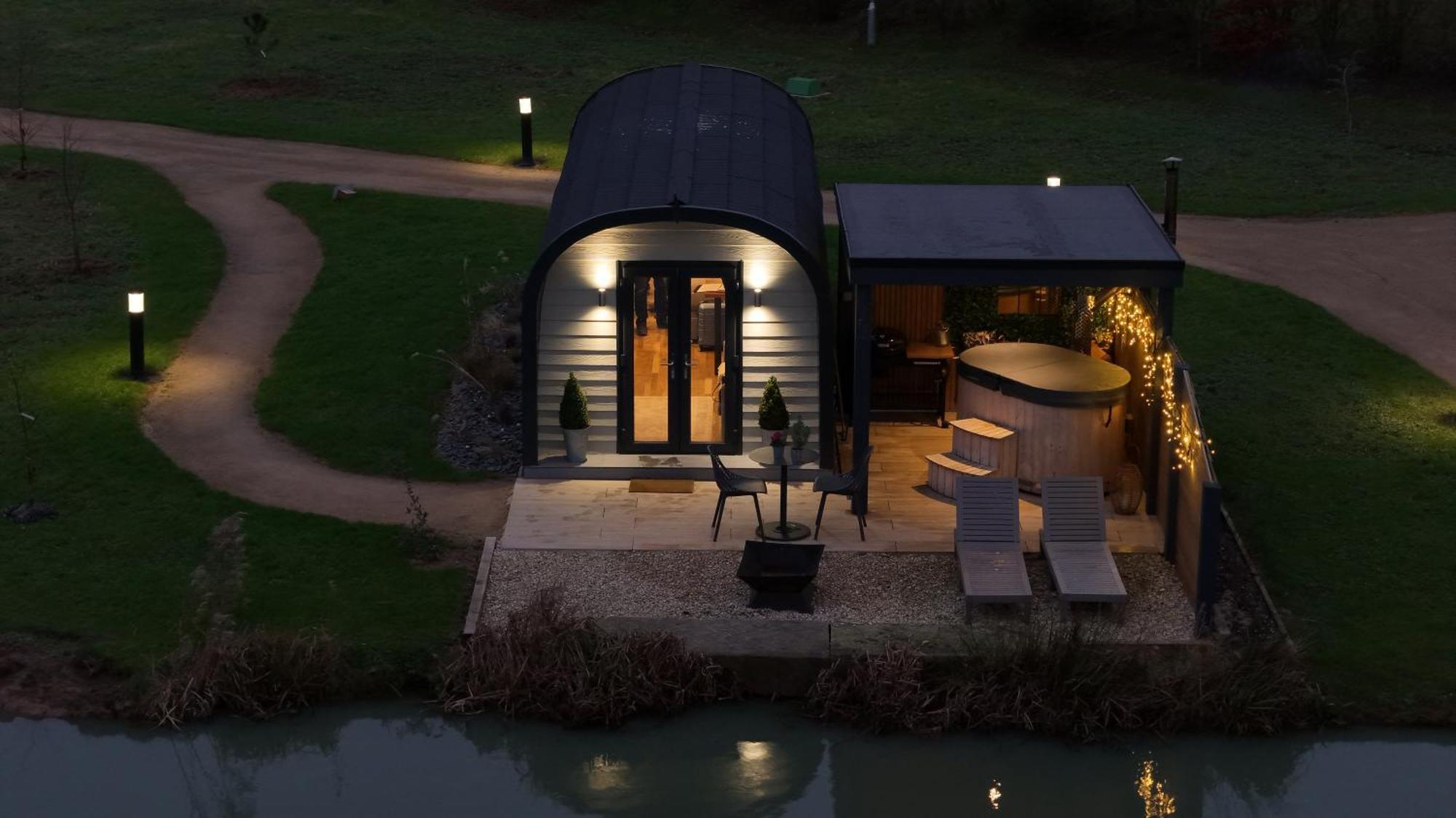 New Farm Cheshire Holidays Уинсфорд Экстерьер фото